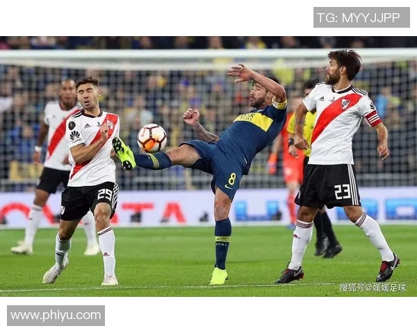 3号足球明星精彩防守集锦视频展现绝佳技术与战术意识 3号足球明星精彩防守集锦视频展现绝佳技术与战术意识