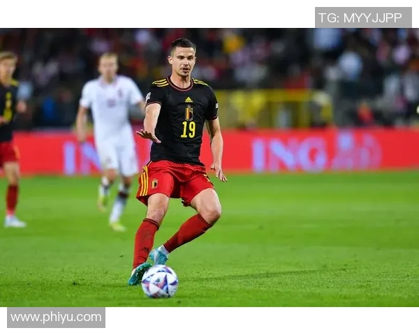 探讨足球明星中人品最优秀的球员及其感人事迹