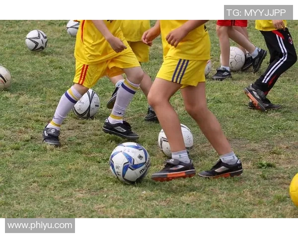 广州足球队战术解析：包夹策略如何影响比赛胜负与球队表现